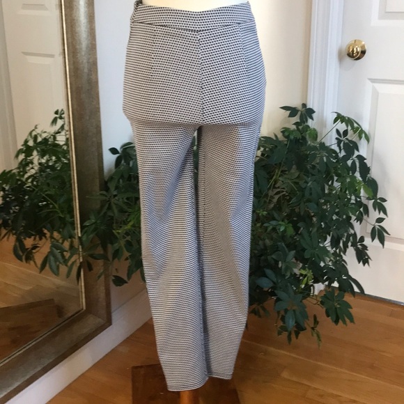 Two piece set - Picture 3 of 5